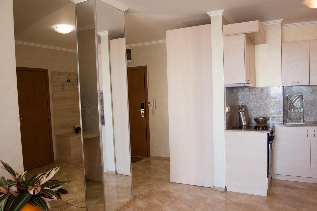 Apartment Primorsko Exterior photo