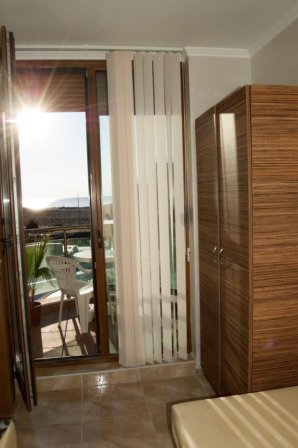 Apartment Primorsko Exterior photo
